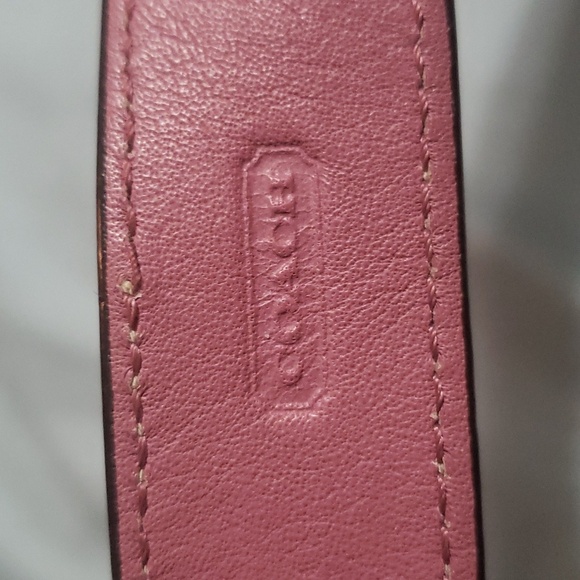 Coach pink lined shoulder bag and wallet set - Picture 9 of 11